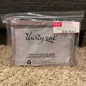 Thirty one double take wristlet in purple crosshatch